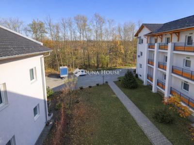 Eladó lakás Veresegyház