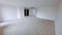 Eladó családi ház Tura