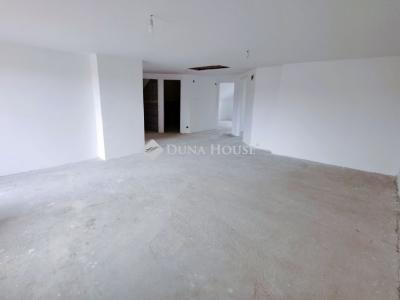 Eladó családi ház Tura