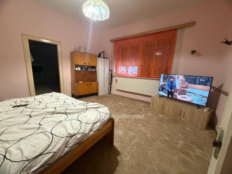 Eladó családi ház Gyula