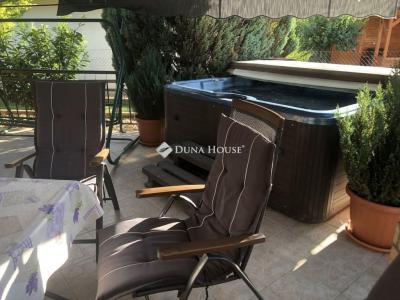 Eladó családi ház Érd