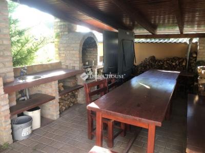 Eladó családi ház Érd