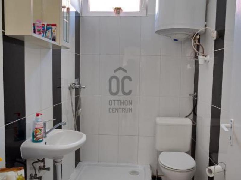 Eladó családi ház Csömör