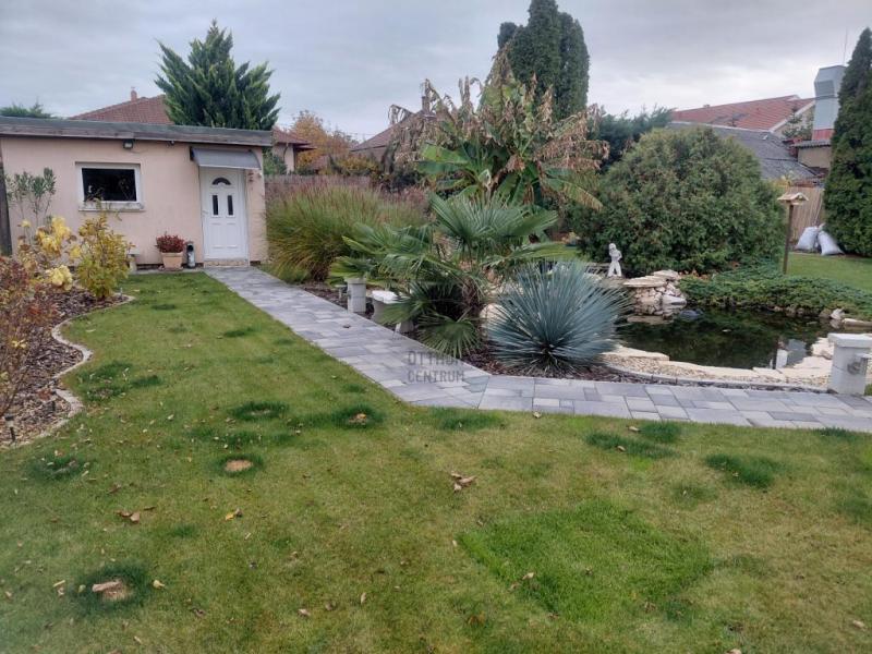 Eladó családi ház Taksony