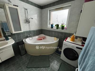 Eladó családi ház Nyíregyháza