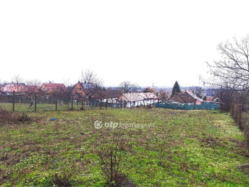 Eladó lakóövezeti telek Pákozd