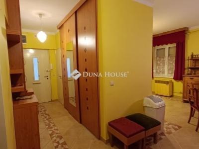 Eladó lakás Kecskemét