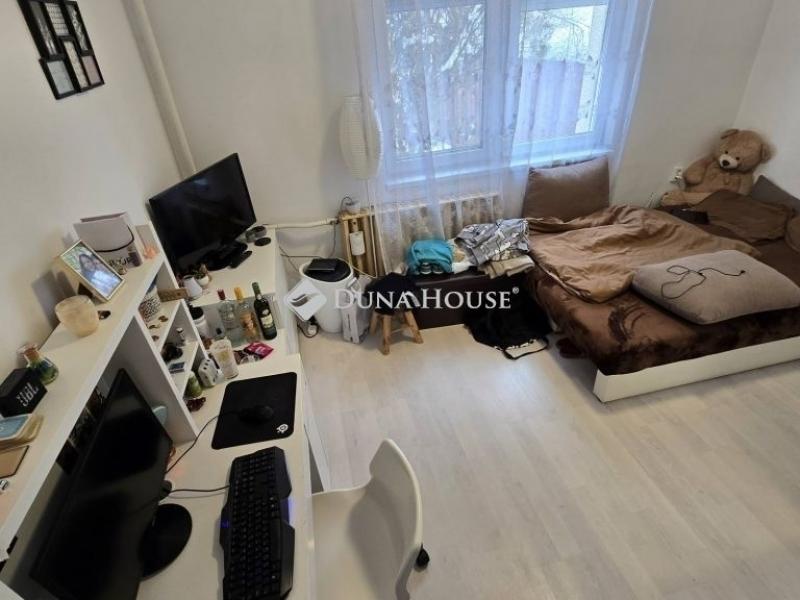 Eladó családi ház Felsőlajos