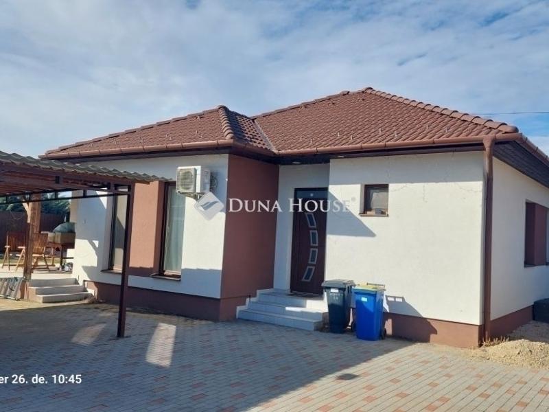 Eladó családi ház Kecskemét