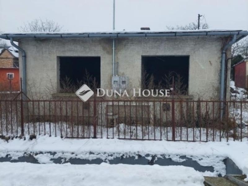 Eladó családi ház Monor Monorierdő