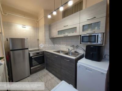 Eladó lakás Gödöllő