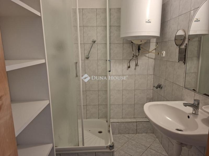 Eladó lakás Gödöllő