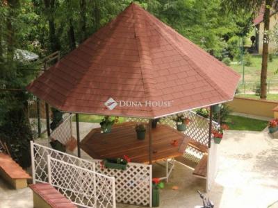 Eladó családi ház Domony