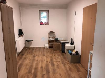 Eladó családi ház Nagyvenyim