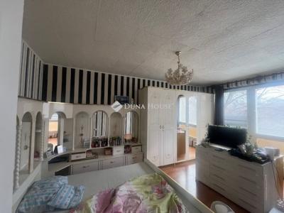 Eladó lakás Pécs