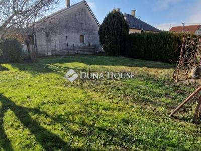 Eladó családi ház Balatonkeresztúr