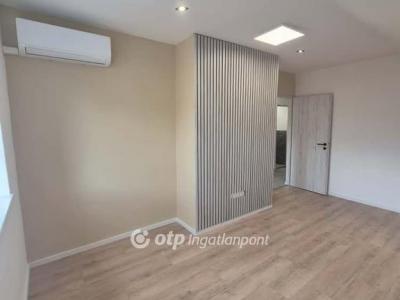 Eladó lakás Pécs