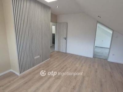 Eladó lakás Pécs
