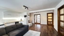 Eladó családi ház Eger