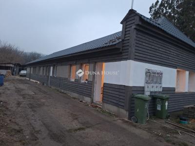 Eladó lakás Neszmély