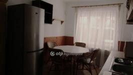 Eladó családi ház Balatonboglár