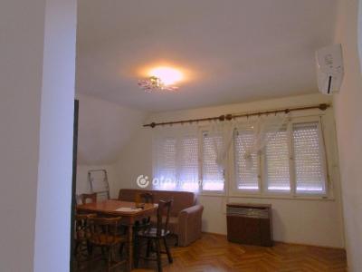 Eladó családi ház Balatonboglár