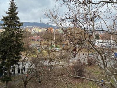Eladó lakás Pécs