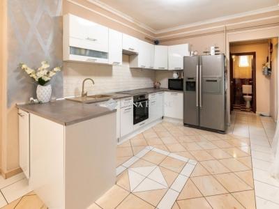 Eladó családi ház Budapest