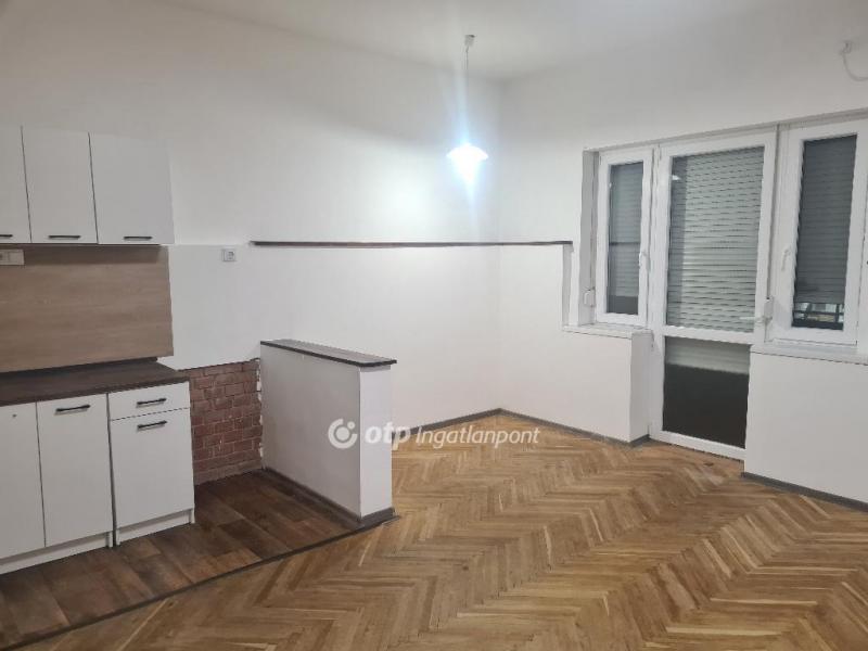 Eladó lakás Budapest