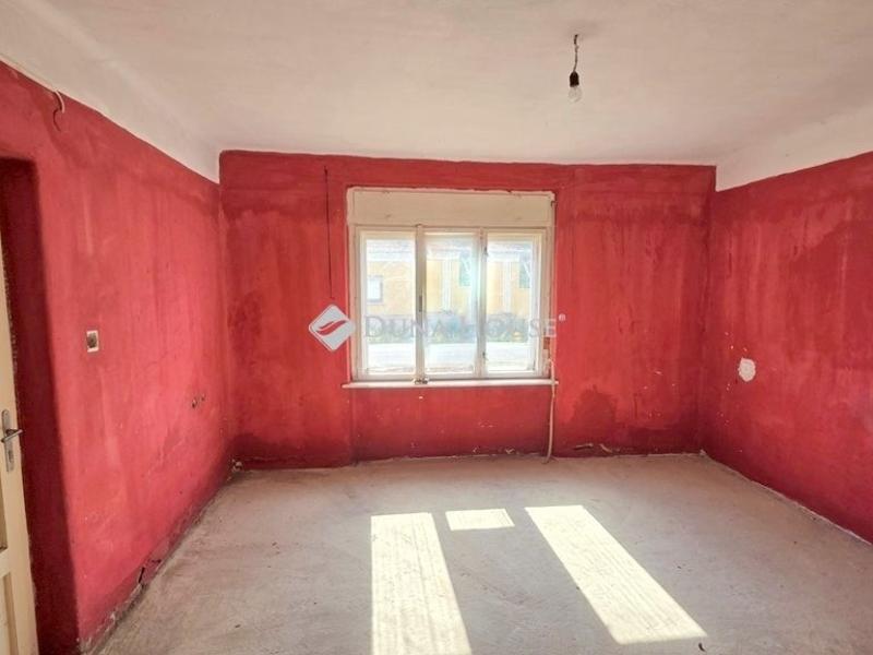 Eladó családi ház Csanádapáca