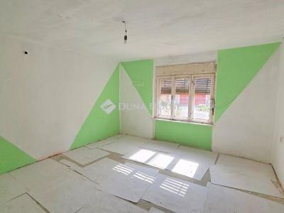 Eladó családi ház Csanádapáca