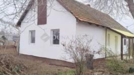 Eladó családi ház Farmos