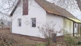 Eladó családi ház Farmos