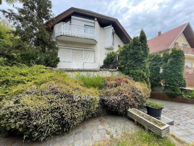 Eladó családi ház Siófok