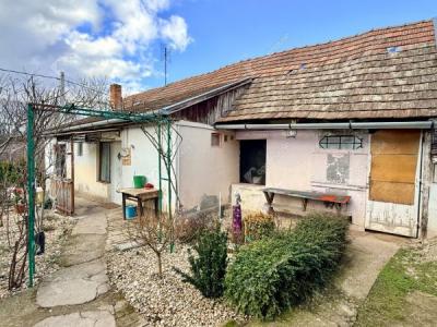 Eladó családi ház Káva