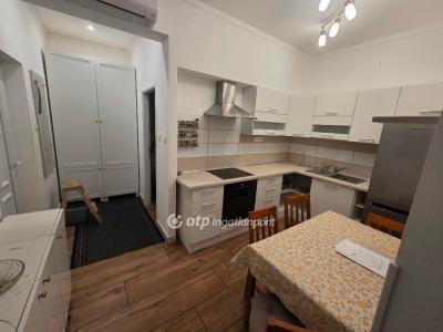 Eladó lakás Debrecen