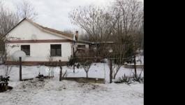 Eladó tanya Jászberény