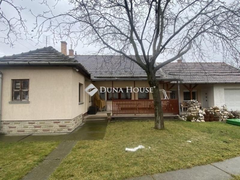 Eladó családi ház Dunaharaszti