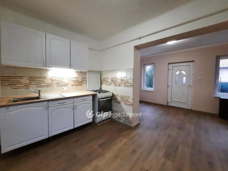 Eladó családi ház Siófok