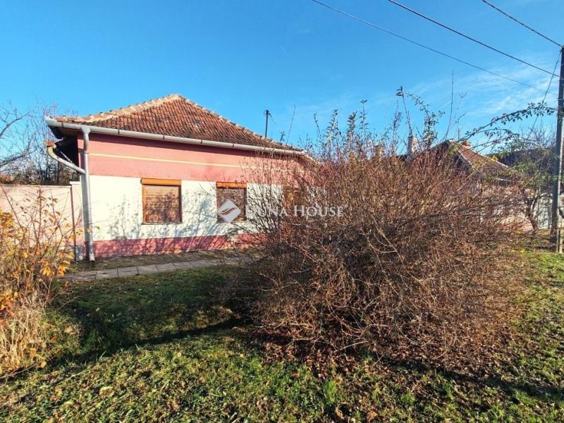Eladó családi ház Békéscsaba