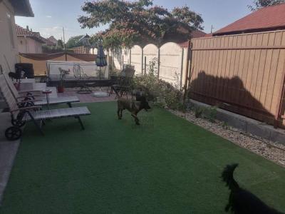 Eladó családi ház Tököl