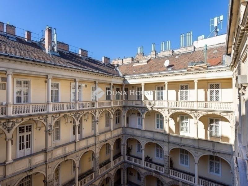 Eladó lakás Budapest