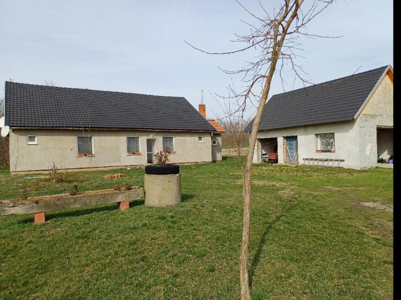 Eladó családi ház Felgyő