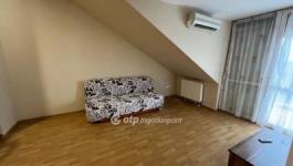 Eladó lakás Cserkeszőlő