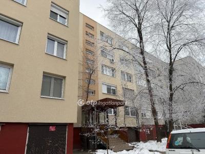 Eladó lakás Kecskemét