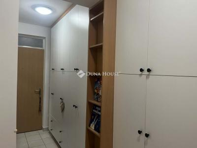Eladó lakás Kecskemét