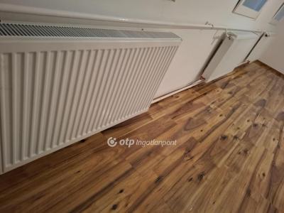 Eladó lakás Lajosmizse