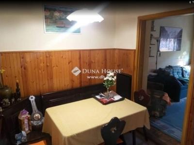 Eladó családi ház Budapest