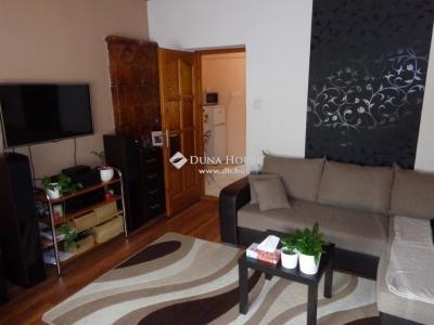 Eladó családi ház Budapest