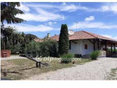 Eladó családi ház Szatmárcseke